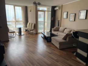 Apartment with sea view
